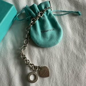 Tiffany & Co. Heart Tag Toggle Bracelet